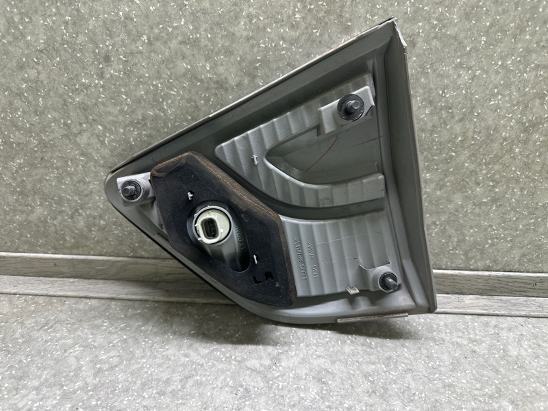 Фонарь внутренний левый NISSAN PATHFINDER R52 12-21 Фонарь внутренний левый NISSAN PATHFINDER R52 12-21