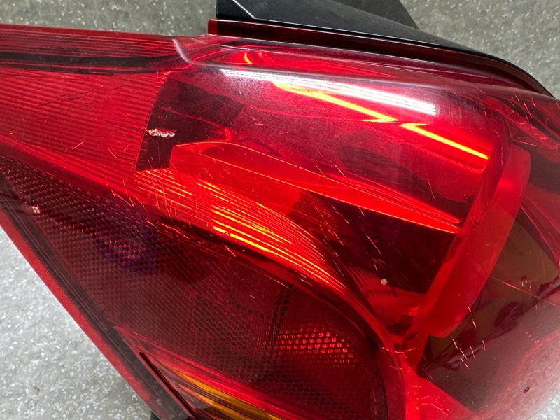 Фонарь наружный левый ASX / OUTLANDER SPORT 10-21 2.0 4B11 Фонарь наружный левый ASX / OUTLANDER SPORT 10-21 2.0 4B11