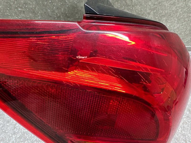 Фонарь наружный левый ASX / OUTLANDER SPORT 10-21 2.0 4B11 Фонарь наружный левый ASX / OUTLANDER SPORT 10-21 2.0 4B11