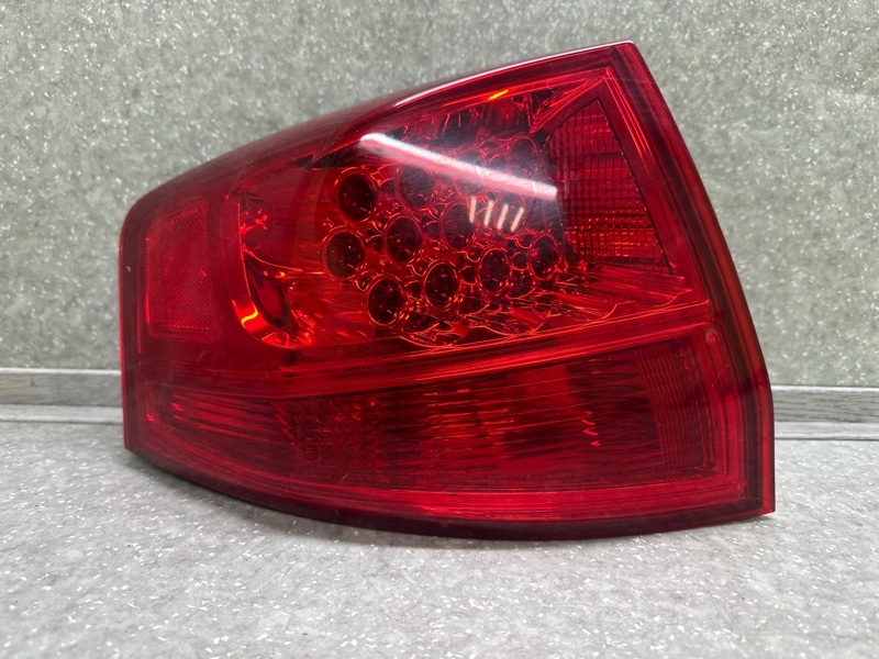 Фонарь наружный левый MDX (YD2) 06-13 3.7 J37A1 Фонарь наружный левый MDX (YD2) 06-13 3.7 J37A1