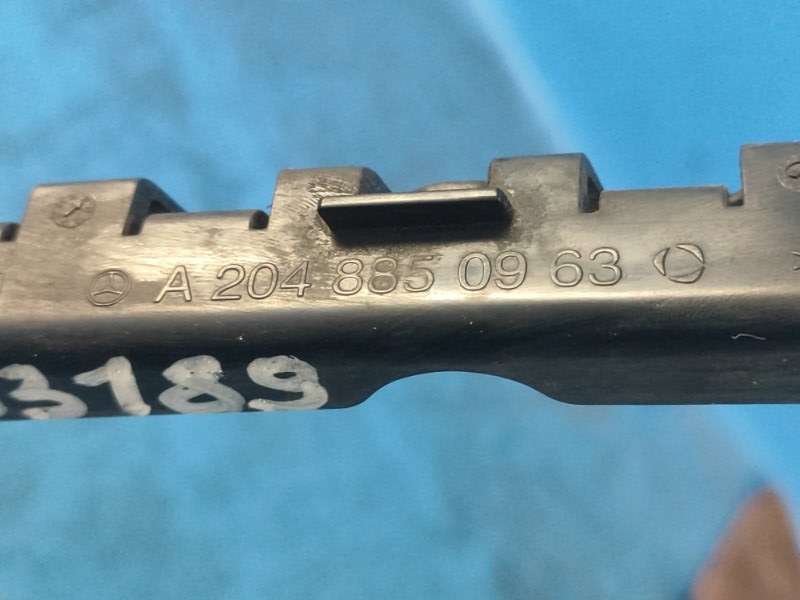 Кронштейн заднего бампера левый GLK-CLASS X204 08-15 .2010 M272991 3.5L Кронштейн заднего бампера левый GLK-CLASS X204 08-15 .2010 M272991 3.5L