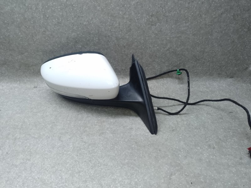 Зеркало правое VOLKSWAGEN PASSAT B7 11-15 1.8 CPRA Зеркало правое VOLKSWAGEN PASSAT B7 11-15 1.8 CPRA