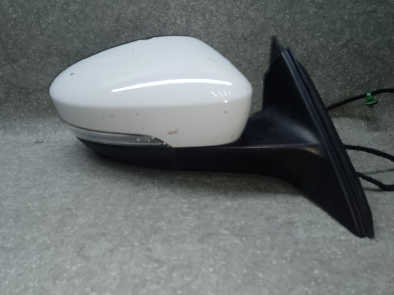 Зеркало правое PASSAT B7 11-15 2014 1.8 CPRA Зеркало правое PASSAT B7 11-15 2014 1.8 CPRA