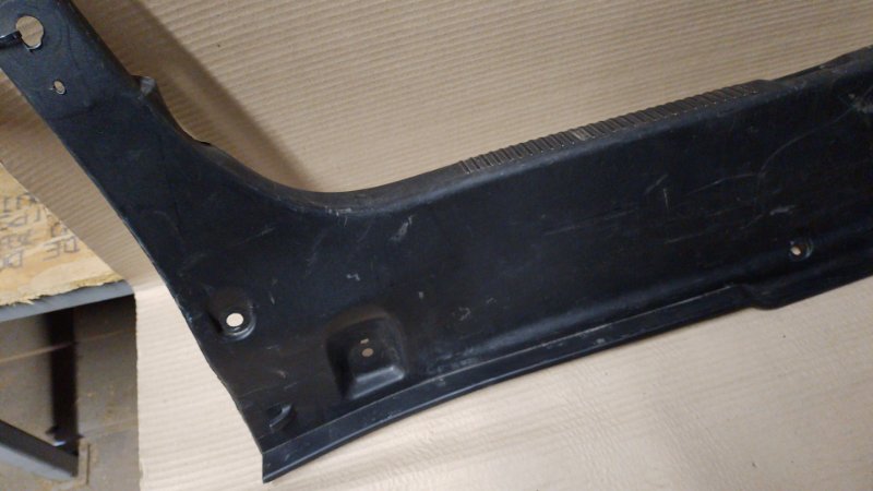 Накладка панели багажника внутренняя ES350 06-12 Накладка панели багажника внутренняя ES350 06-12