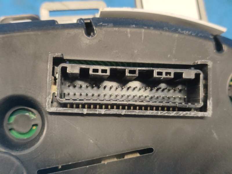 Панель приборов VELOSTER 11-18 2013 1.6 G4FD Панель приборов VELOSTER 11-18 2013 1.6 G4FD