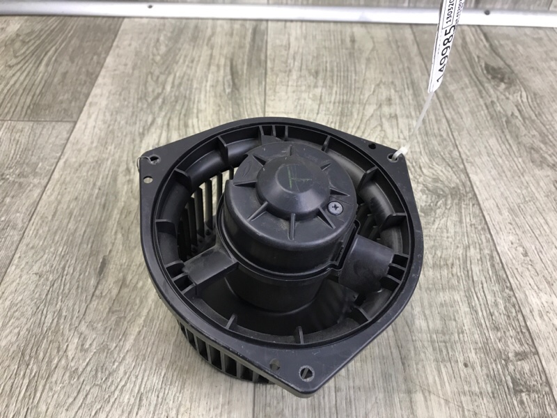 Моторчик печки задний QX60/JX35 12-20 2014 Внедорожник 3.5 VQ35DE Моторчик печки задний QX60/JX35 12-20 2014 Внедорожник 3.5 VQ35DE
