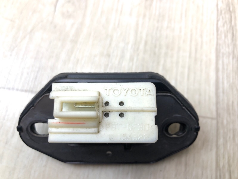 Кнопка открывания багажника наружная HS250H (ANF10) 09-12 2009 2.4 2AZFXE