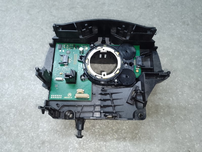 Запчасть датчик угла поворота руля FORD ESCAPE 12-19 DV6Z-3F791-D Б/У Датчик угла поворота руля FORD ESCAPE 12-19 DV6Z-3F791-D Б/У