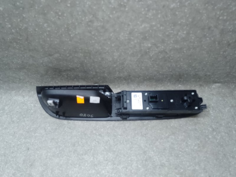 Блок управления стеклоподъемниками ESCAPE 12-19