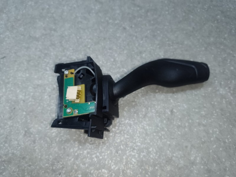 Подрулевой переключатель левый ESCAPE 12-19 Подрулевой переключатель левый ESCAPE 12-19