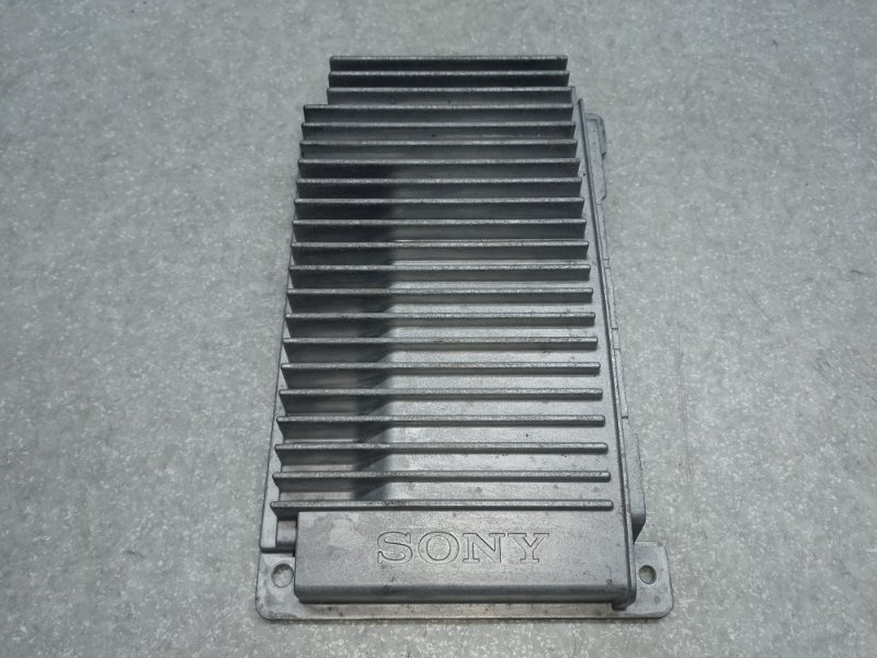 Запчасть усилитель звука FORD ESCAPE 12-19 CT4Z-18A849-A Б/У Усилитель звука FORD ESCAPE 12-19 CT4Z-18A849-A Б/У