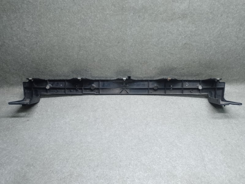 Кронштейн решетки радиатора FORD ESCAPE 12-19