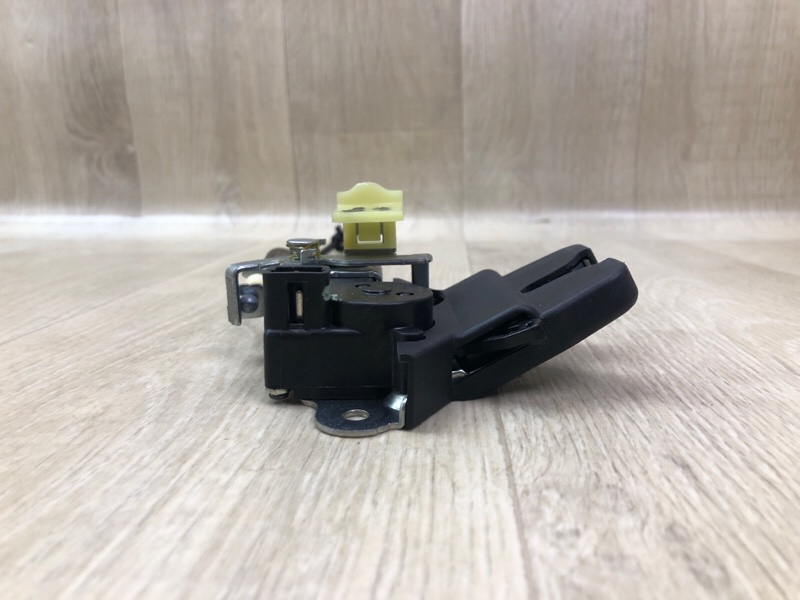 Замок крышки багажника HYUNDAI SONATA YF 10-14 Седан Замок крышки багажника HYUNDAI SONATA YF 10-14 Седан