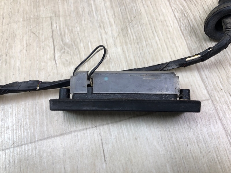 Кнопка открывания багажника наружная HYUNDAI SONATA YF 10-14 Седан Кнопка открывания багажника наружная HYUNDAI SONATA YF 10-14 Седан