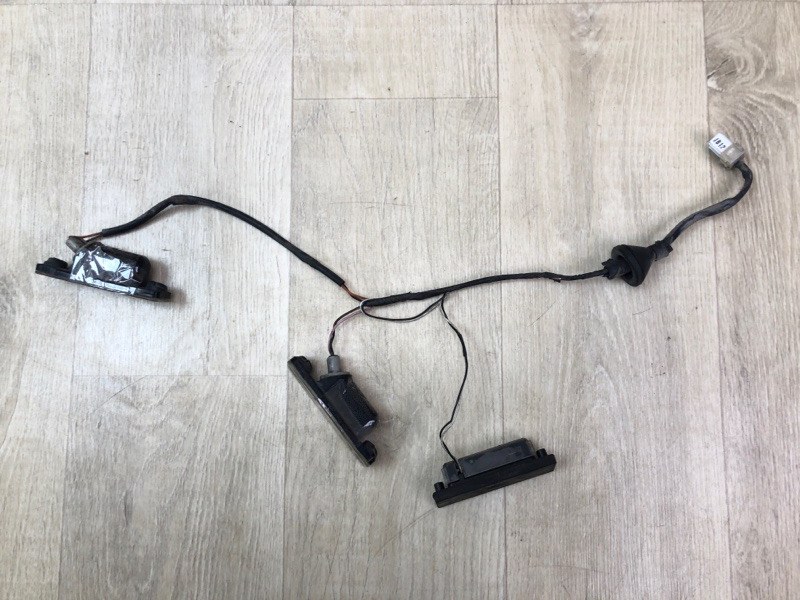 Запчасть кнопка открывания багажника наружная HYUNDAI SONATA YF 10-14 Седан 92501-3S111 Б/У Кнопка открывания багажника наружная HYUNDAI SONATA YF 10-14 Седан 92501-3S111 Б/У