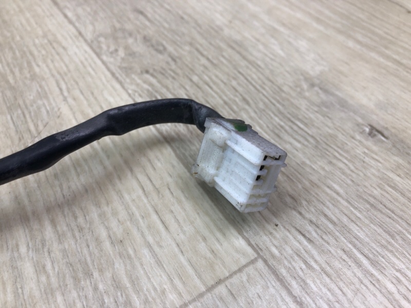 Кнопка открывания багажника наружная SONATA YF 10-14 Седан Кнопка открывания багажника наружная SONATA YF 10-14 Седан