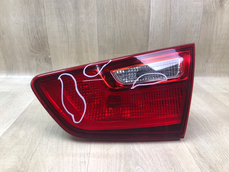 Запчасть фонарь внутренний правый KIA OPTIMA TF 11-16 924042T500 Б/У Фонарь внутренний правый KIA OPTIMA TF 11-16 924042T500 Б/У