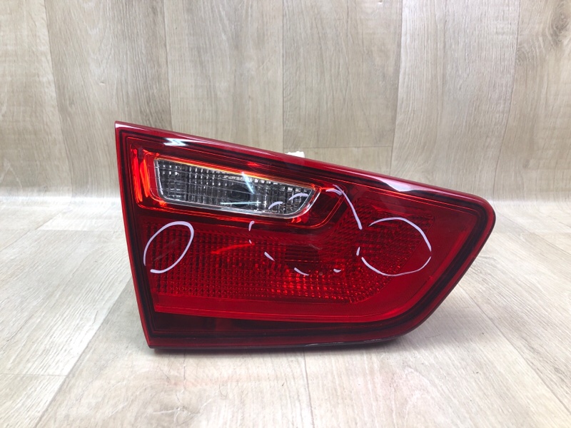 Запчасть фонарь внутренний левый KIA OPTIMA TF 11-16 924032T500 Б/У Фонарь внутренний левый KIA OPTIMA TF 11-16 924032T500 Б/У