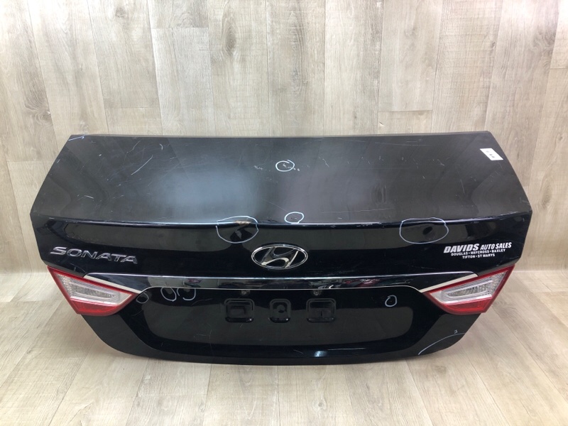 Запчасть крышка багажника HYUNDAI SONATA YF 10-14 Седан 692003Q000 Б/У Крышка багажника HYUNDAI SONATA YF 10-14 Седан 692003Q000 Б/У