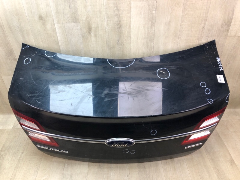 Крышка багажника FORD TAURUS 10-19 Крышка багажника FORD TAURUS 10-19