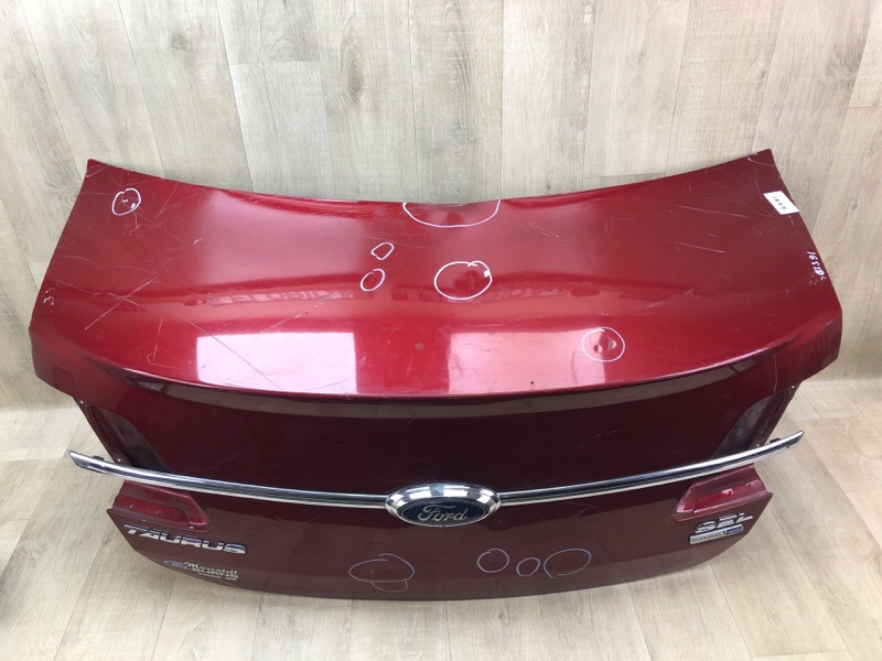 Крышка багажника FORD TAURUS 10-19 Крышка багажника FORD TAURUS 10-19