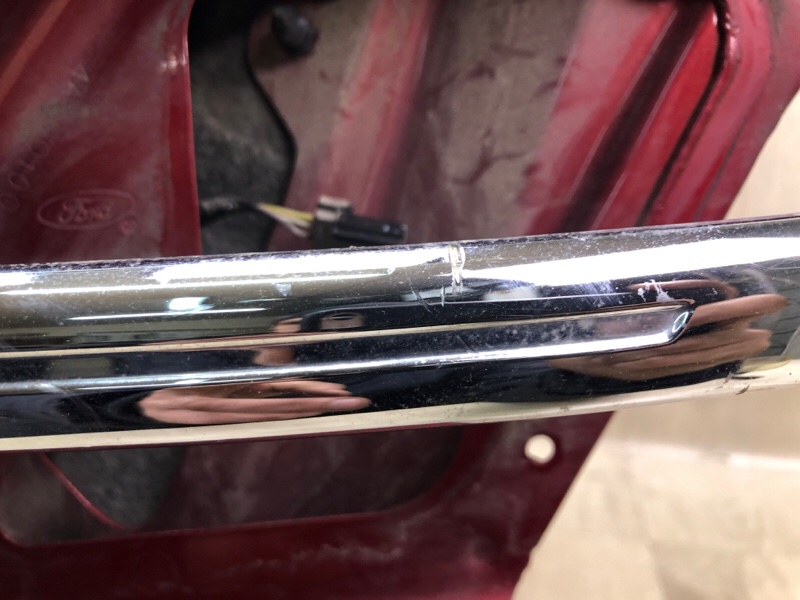 Крышка багажника TAURUS 10-19 Крышка багажника TAURUS 10-19