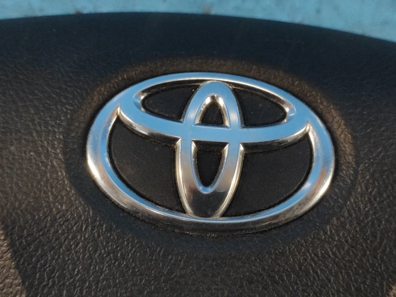 Подушка безопасности в руль CAMRY 55 14-17 2014 2.5 2ARFE Подушка безопасности в руль CAMRY 55 14-17 2014 2.5 2ARFE