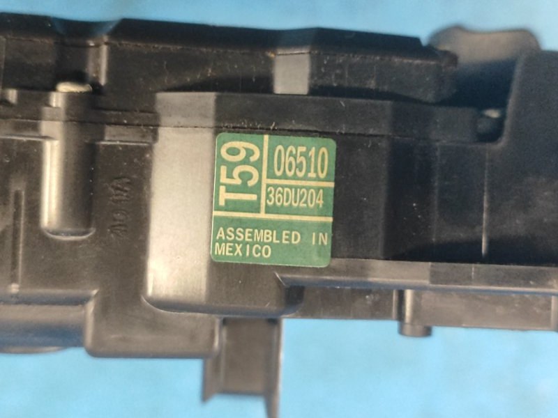 Подрулевой переключатель левый TOYOTA CAMRY 55 14-17 2.5 2ARFE Подрулевой переключатель левый TOYOTA CAMRY 55 14-17 2.5 2ARFE