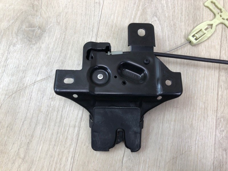 Замок крышки багажника FUSION (USA) 06-12