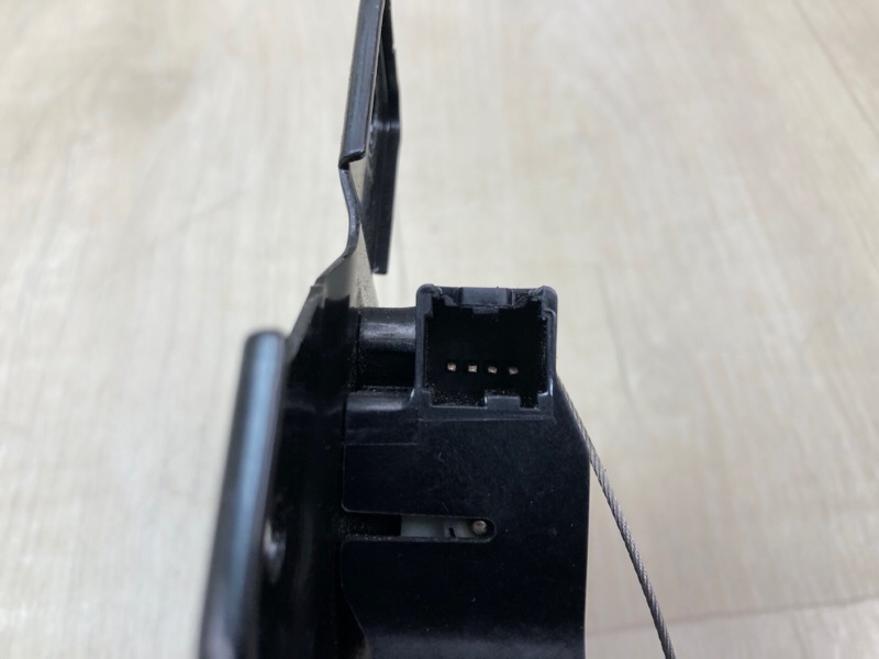 Замок крышки багажника TAURUS 10-19