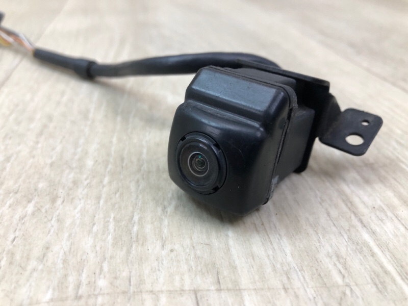 Камера заднего вида SONATA YF 10-14 Седан Камера заднего вида SONATA YF 10-14 Седан