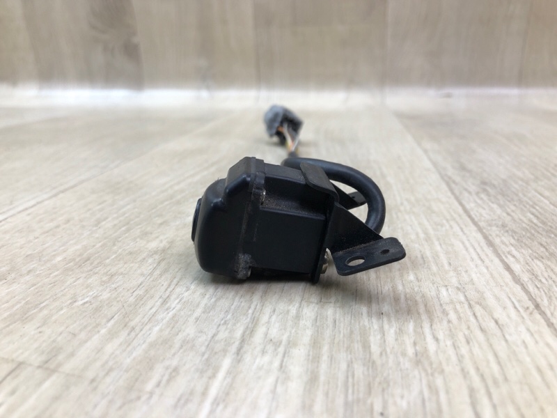 Камера заднего вида SONATA YF 10-14 Седан Камера заднего вида SONATA YF 10-14 Седан