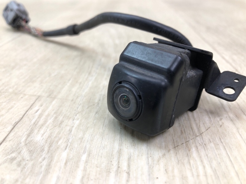 Камера заднего вида SONATA YF 10-14 Седан Камера заднего вида SONATA YF 10-14 Седан