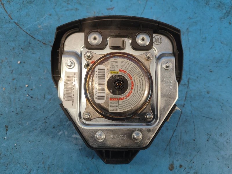 Подушка безопасности в руль VELOSTER 11-18 2013 1.6 G4FD Подушка безопасности в руль VELOSTER 11-18 2013 1.6 G4FD