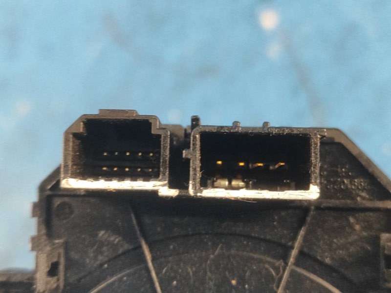 Шлейф Airbag VELOSTER 11-18 2013 1.6 G4FD Шлейф Airbag VELOSTER 11-18 2013 1.6 G4FD