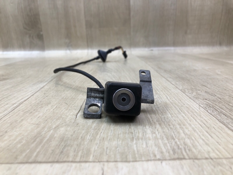 Камера заднего вида GENESIS SEDAN 08-13 Камера заднего вида GENESIS SEDAN 08-13