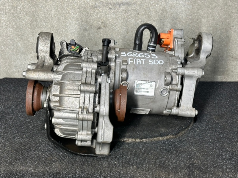 Запчасть двигатель электрический FIAT 500 (312/FF) 07-19 2016 ELECTRIC 68319929AA Б/У Двигатель электрический FIAT 500 (312/FF) 07-19 2016 ELECTRIC 68319929AA Б/У