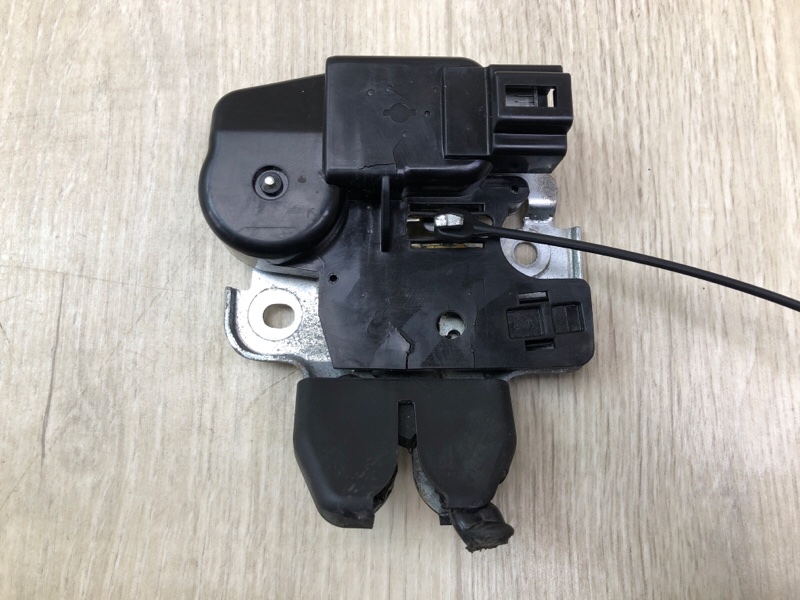 Замок крышки багажника MAXIMA A35 08-15 Замок крышки багажника MAXIMA A35 08-15