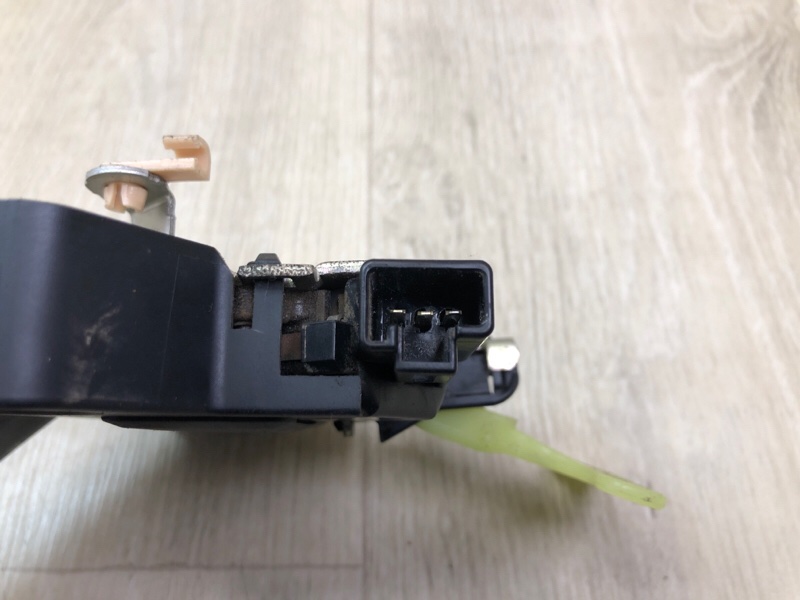 Замок крышки багажника COROLLA 150 06-13 Седан Замок крышки багажника COROLLA 150 06-13 Седан