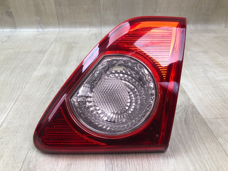 Запчасть фонарь внутренний правый TOYOTA COROLLA 150 06-13 Седан 8158002190 Б/У Фонарь внутренний правый TOYOTA COROLLA 150 06-13 Седан 8158002190 Б/У