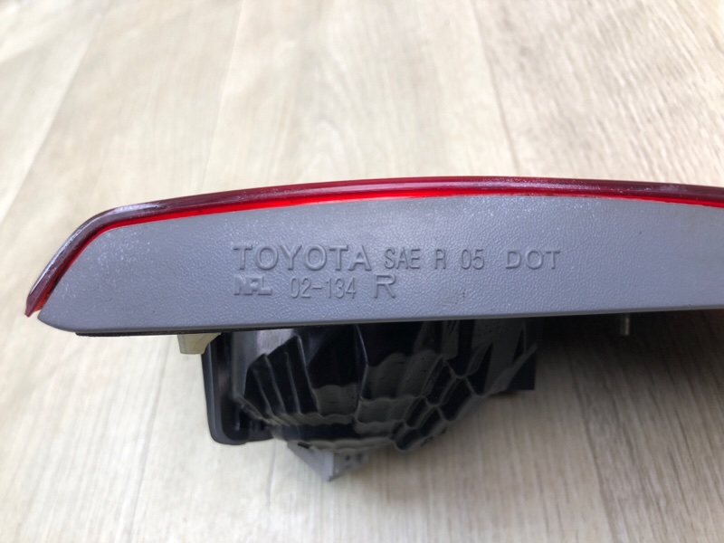 Фонарь внутренний правый COROLLA 150 06-13 Седан Фонарь внутренний правый COROLLA 150 06-13 Седан