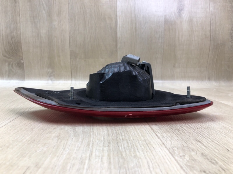 Фонарь внутренний левый COROLLA 150 06-13 Седан Фонарь внутренний левый COROLLA 150 06-13 Седан