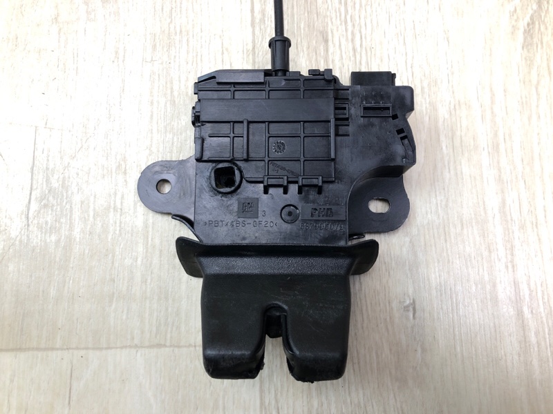 Замок крышки багажника CRUZE 15- Седан