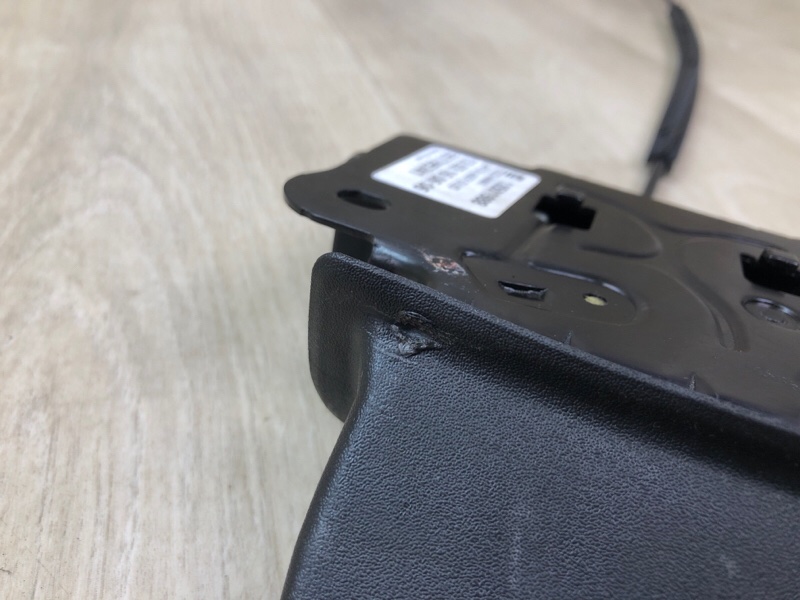 Замок крышки багажника CRUZE 15- Седан