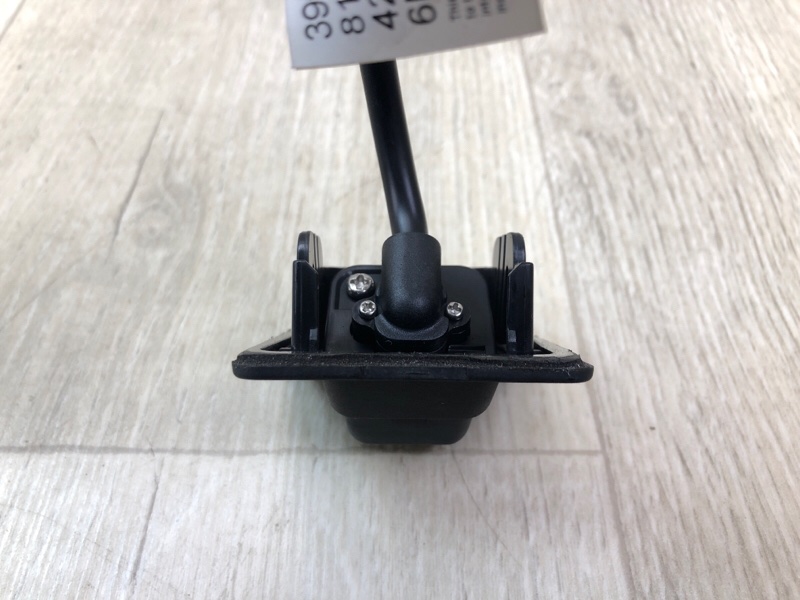 Камера заднего вида CRUZE 15- Седан Камера заднего вида CRUZE 15- Седан