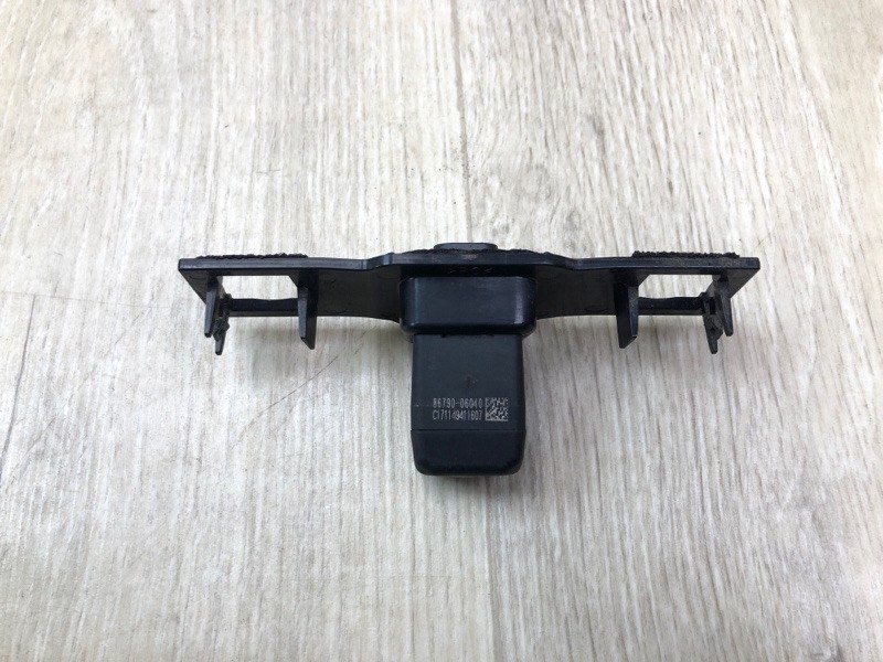 Камера заднего вида TOYOTA CAMRY 55 14-17 2.5 2ARFE Камера заднего вида TOYOTA CAMRY 55 14-17 2.5 2ARFE