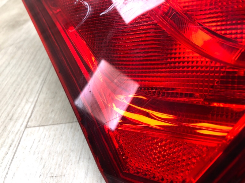 Фонарь внутренний правый CAMRY 55 14-17 2015 2.5 2ARFE