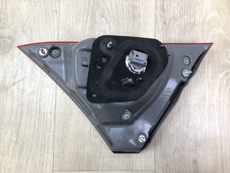 Фонарь внутренний левый CAMRY 55 14-17 2015 2.5 2ARFE Фонарь внутренний левый CAMRY 55 14-17 2015 2.5 2ARFE