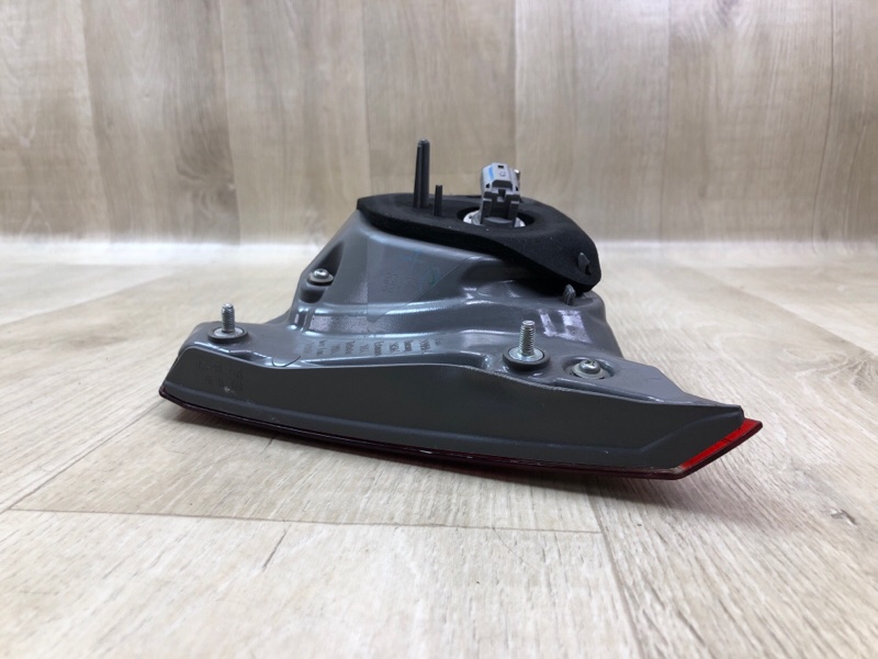 Фонарь внутренний левый CAMRY 55 14-17 2015 2.5 2ARFE Фонарь внутренний левый CAMRY 55 14-17 2015 2.5 2ARFE