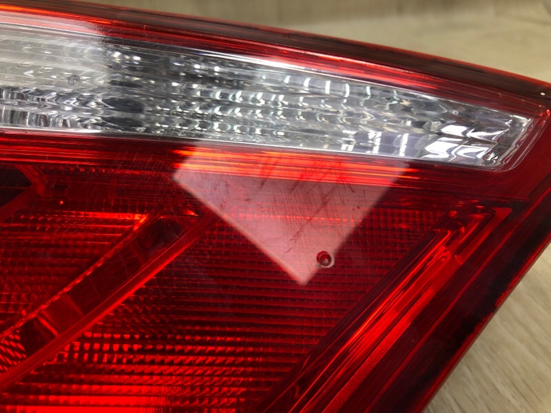 Фонарь внутренний левый CAMRY 55 14-17 2015 2.5 2ARFE Фонарь внутренний левый CAMRY 55 14-17 2015 2.5 2ARFE